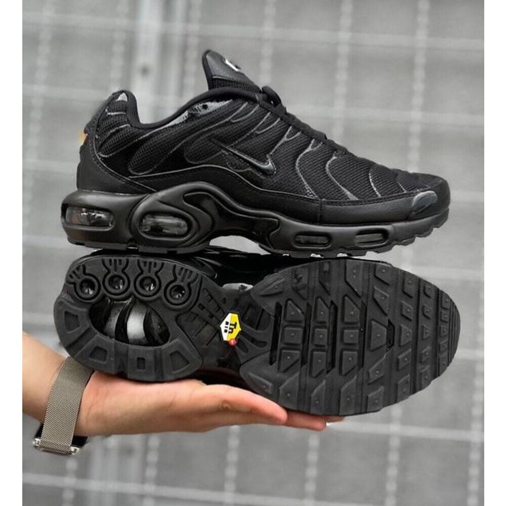 Nike TN Black