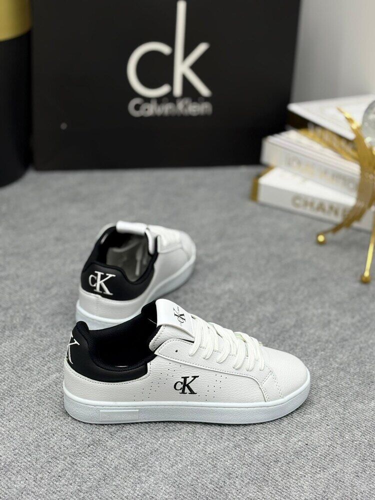 Calvin Klein Casual Beyaz Siyah