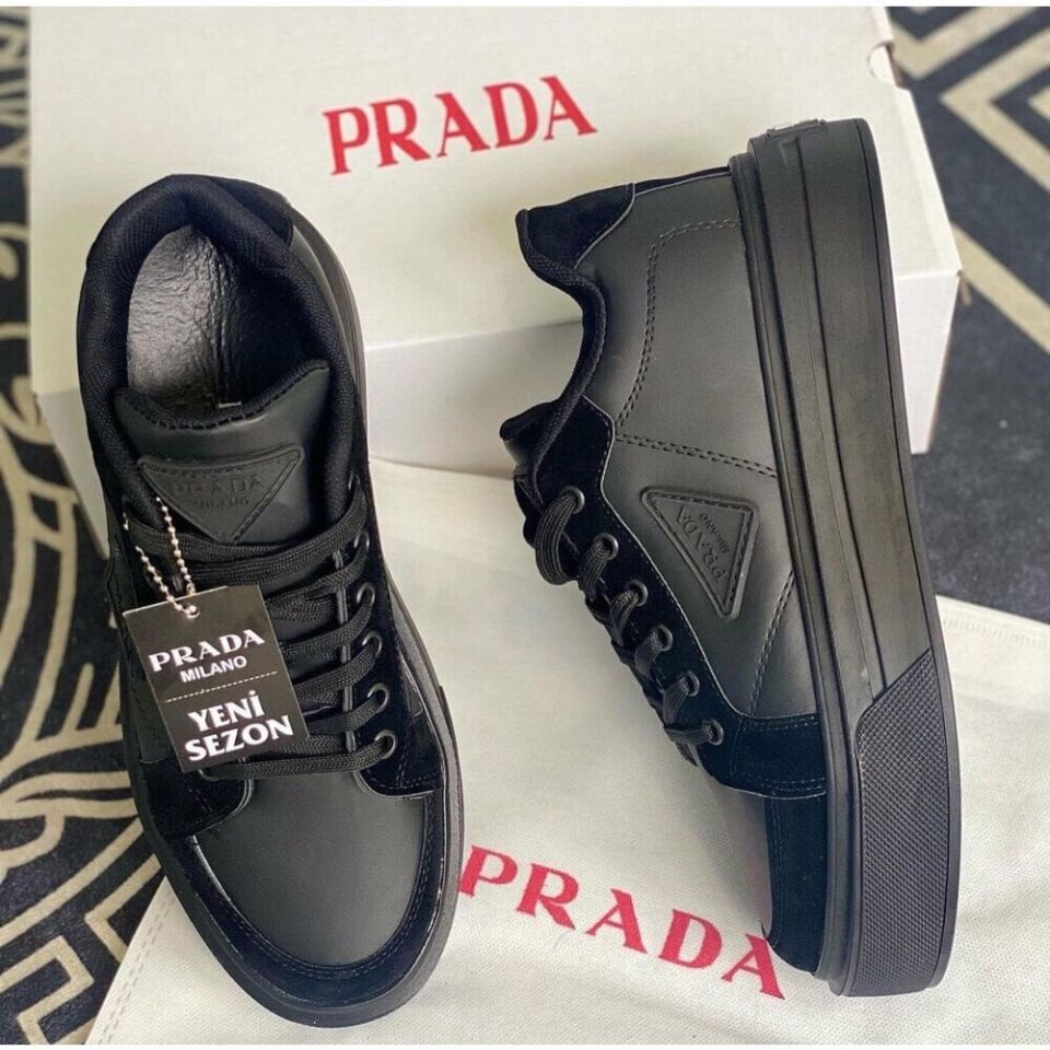 Prada Classic Double Black